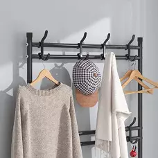 Мултифункционална етажерка със закачалки и рафтове за обувки Мултифункционална етажерка със закачалки и рафтове за обувки