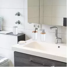 Комплект аксесоари за баня от 4 части