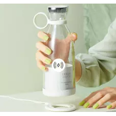 Преносим електрически мини блендер Преносим електрически мини блендер