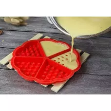 Силиконова форма за гофрети с форма на сърце Силиконова форма за гофрети с форма на сърце