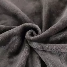 Луксозно двулицево пухкаво одеяло Луксозно двулицево пухкаво одеяло