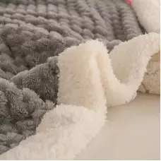Плюшено топло одеяло - сиво Плюшено топло одеяло - сиво