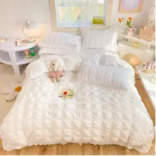 Бял спален комплект от 6 части Бял спален комплект от 6 части