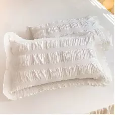 Бял спален комплект от 6 части Бял спален комплект от 6 части