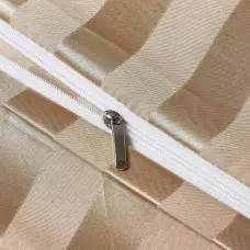 Луксозен сатенен спален комплект от 6 части – Бежов Луксозен сатенен спален комплект от 6 части – Бежов