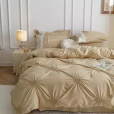 Луксозен спален комплект с бродерия от 6 части – Бежов Луксозен спален комплект с бродерия от 6 части – Бежов
