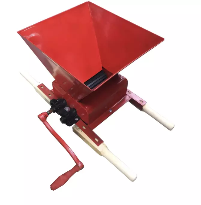 Moara de struguri cu arbori din plastic, capacitate 32 litri