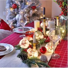 Коледни топки с LED светлини Коледни топки с LED светлини