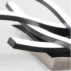 Полилей с 4 рамена в мрежест дизайн Полилей с 4 рамена в мрежест дизайн