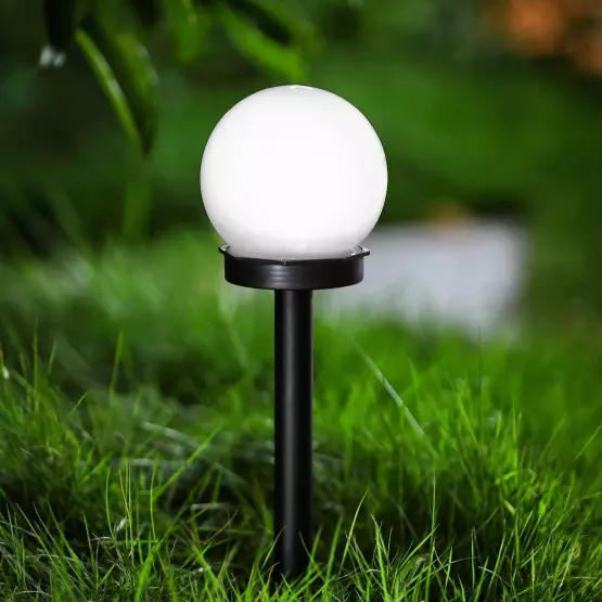 Lampa solara de gradina cu LED