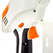 Акумулаторен безчетков трион с 2 батерии Li-On 28 V Акумулаторен безчетков трион с 2 батерии Li-On 28 V